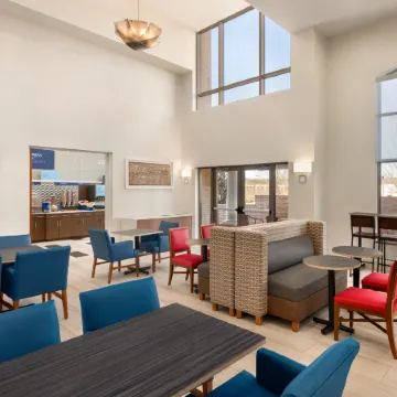 Holiday Inn Express & Suites OPELIKA AUBURN by IHG