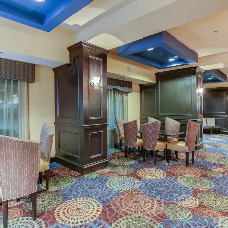 Holiday Inn Express & Suites HUNTSVILLE by IHG