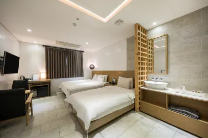 Trt Hotel