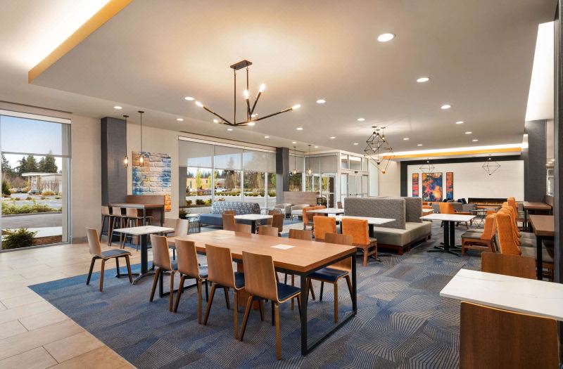 La Quinta Inn & Suites by Wyndham Marysville photo 4