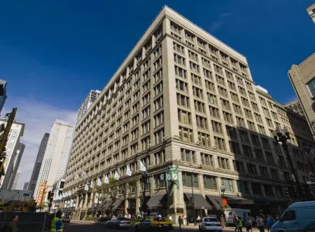 The Allegro Royal Sonesta Hotel Chicago Loop Отели рядом с достопримечательностью «Лури Гарден»