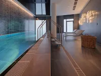 Adina Apartment Hotel Cologne - Pools
