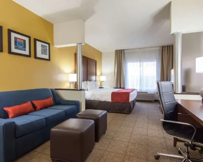 Comfort Suites Central-I-44 Hotels in Tulsa