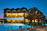 Cosmopolitan Hotel & Spa - balcony