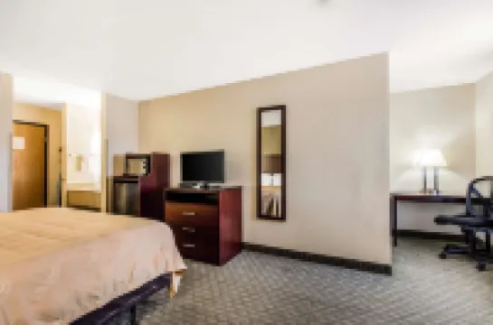 Quality Inn Hotels in Batesville