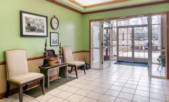 Quality Inn & Suites Decatur - Atlanta East