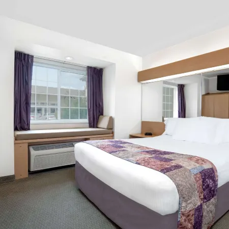 Microtel Inn & Suites by Wyndham Mankato