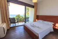 Apartments Kuce Lekovica Beach & Snack Bar- Bistro