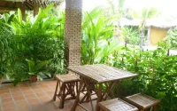 The Park Drive-Thru Check-in Resort Hotel di Rangsit