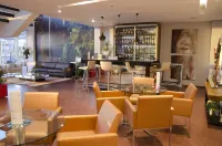 Bristol Portal do Iguaçu Curitiba Aeroporto - ที่มีบาร์