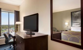 Super 8 by Wyndham Liverpool/Syracuse North Airport