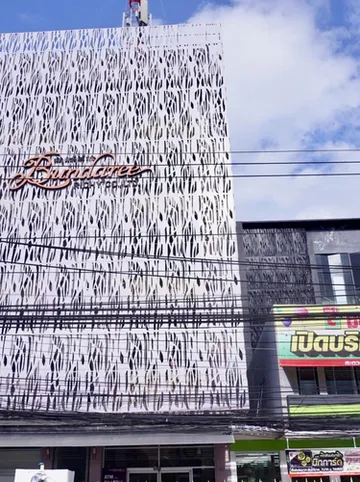 รูปภาพของบันดารี่ ริชชี่ (Bhundaree Richy)