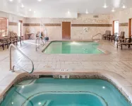 Comfort Suites - Hot Tub