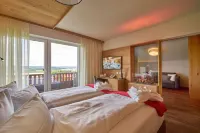 Wellnesshotel Zum Koch Отели в г. Эгльхам