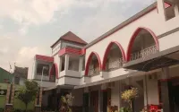 Hotel Asri Baru Hotels in Purwokerto