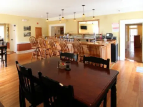 Hale Springs Inn Hotels in Rogersville