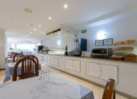 Apartamentos Pez Azul - Bữa sáng