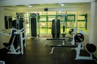 Highlands Suites Hotel and Apartments