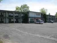 Arnprior Motor Inn