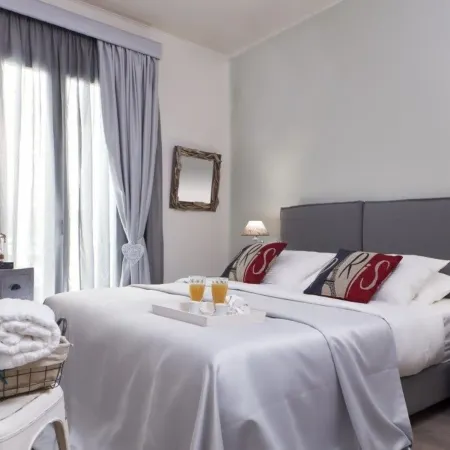 The Gardens Gallery Hotel