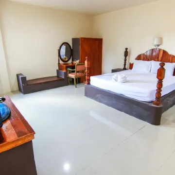 班潘廷度假村酒店 鄰近Pran Buri District的酒店