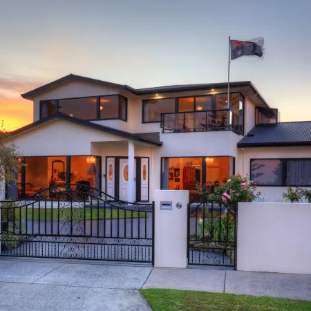 Birchwood, Devonport Self-Contained Self Catering Accommodation