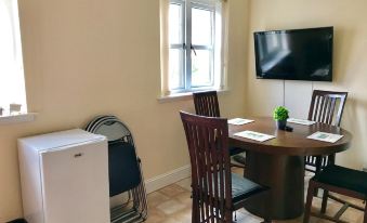 Woodgrove Holiday Homes, Inverness - Housity