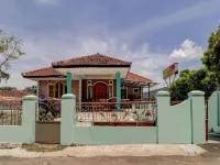 Villa Sari Intan Ciater RedPartner