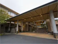 季一遊旅館 Shimogamo Onsen Ginnoyu Kaikan附近的飯店