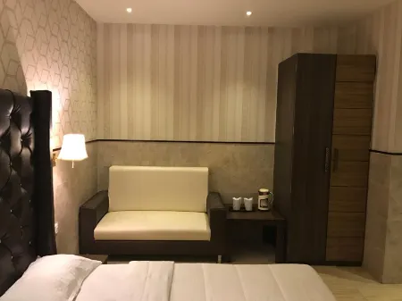 Sbd Hotel Отели в г. Сарай Галхэрия