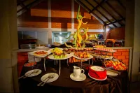 Elephas Resort & Spa - breakfast