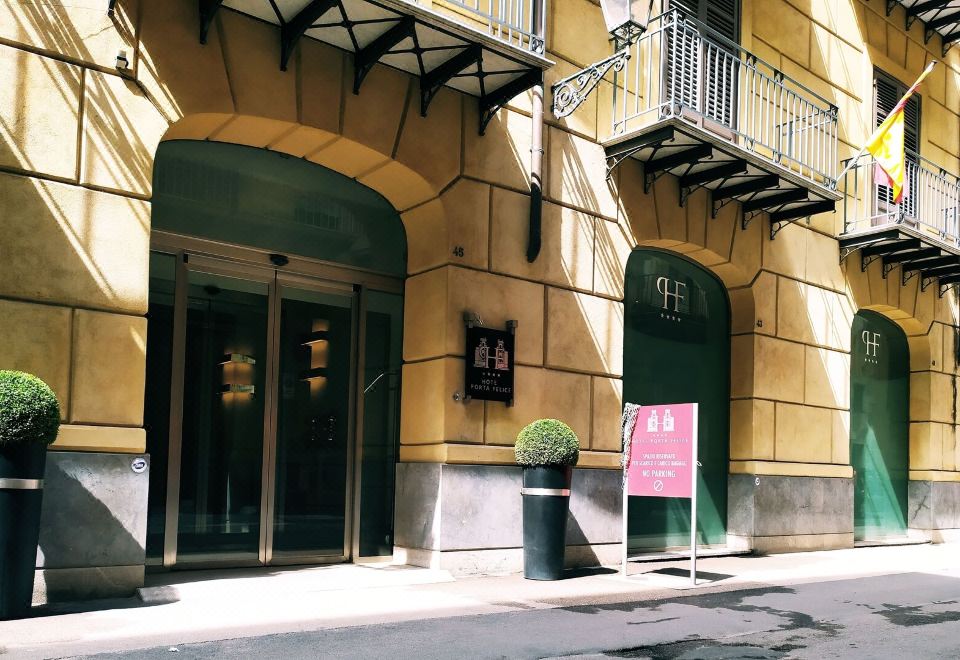 Hotel Porta Felice - Valutazioni di hotel 4 stelle a Palermo