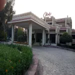 拉利特寺景酒店