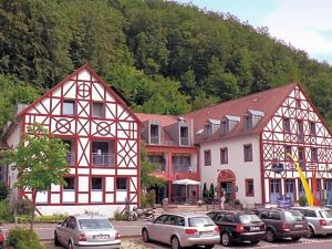 Behringers Freizeit- und Tagungshotel GmbH