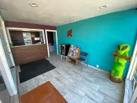 Budget Inn - 2-Star