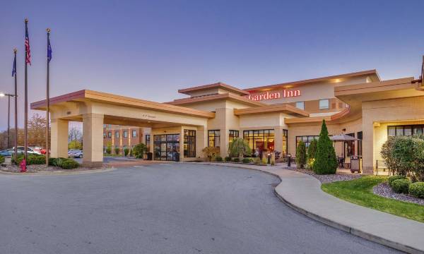 Hilton Garden Inn Milwaukee Airport