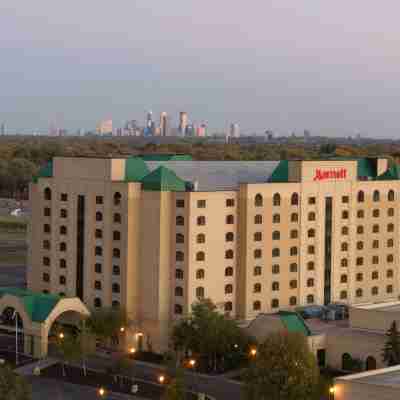 Minneapolis Marriott Northwest Hotel Exterior