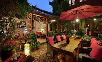 Blossom Hill Inn (Yichi)