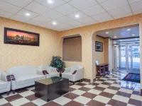 Howard Johnson by Wyndham North Bergen Hotels in Weehawken