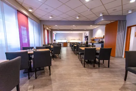 Taste Hotel Hockenheim Отели рядом с достопримечательностью «FKK Strand Kollersee»