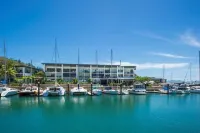 Absolute Waterfront Magnetic Island Hotéis em Nelly Bay