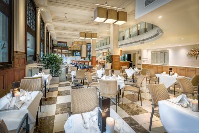 レストラン クオリティ ホテル バットマンズ ヒル オン コリンズ メルボルンの写真