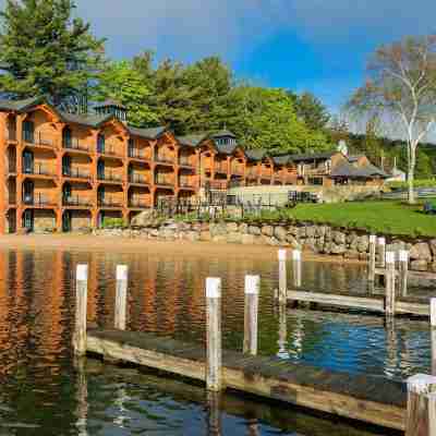 Center Harbor Inn Hotel Exterior