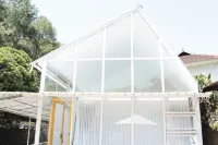 Yellow House Bandung - Villas