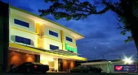 Ion Hotel Padang Các khách sạn gần Universitas Muhammadiyah Sumatera Barat