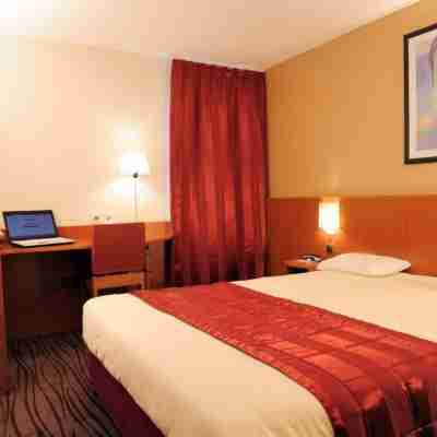 Hôtel Kyriad Evreux Netreville Rooms