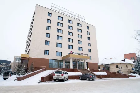 Best Western Plus Oskemen Отели рядом с достопримечательностью «Набережная им. Славского»