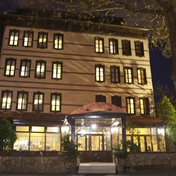 Kadi Konagi Thermal Hotel