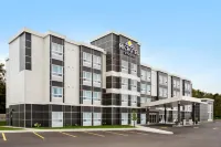 Microtel Inn & Suites by Wyndham Val-d'Or Hotels in Val-d'Or