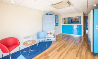 Travelodge Leeds Bradford Airport Hotel